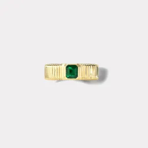 0.64ct Emerald Cut Emerald Pleated Solitaire Band