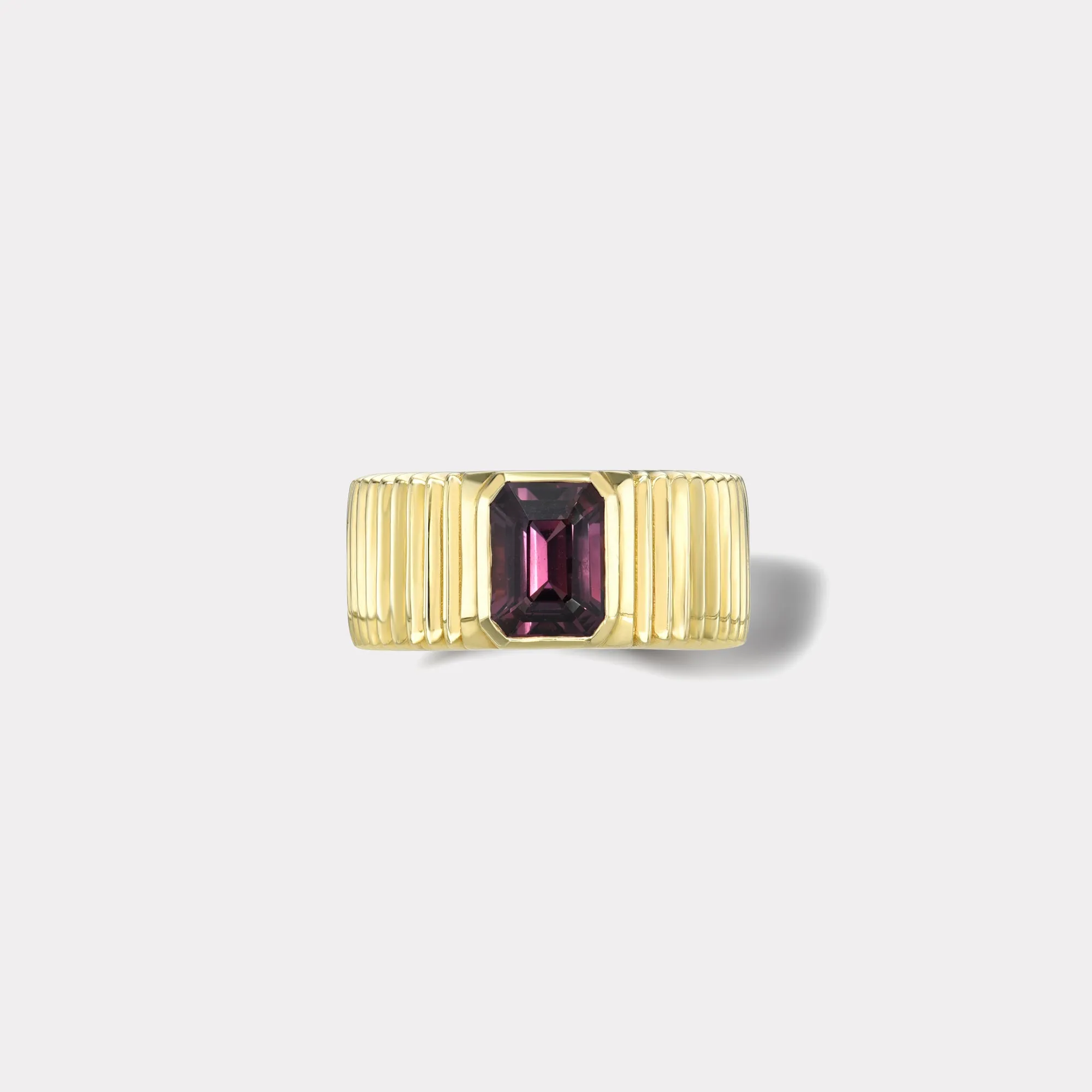 1.52ct Brick Sapphire Pleated Solitaire Band