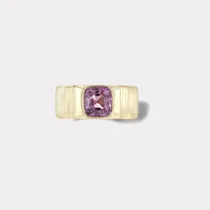 3.04ct Lavender/Mauve Spinel Pleated Solitaire Band