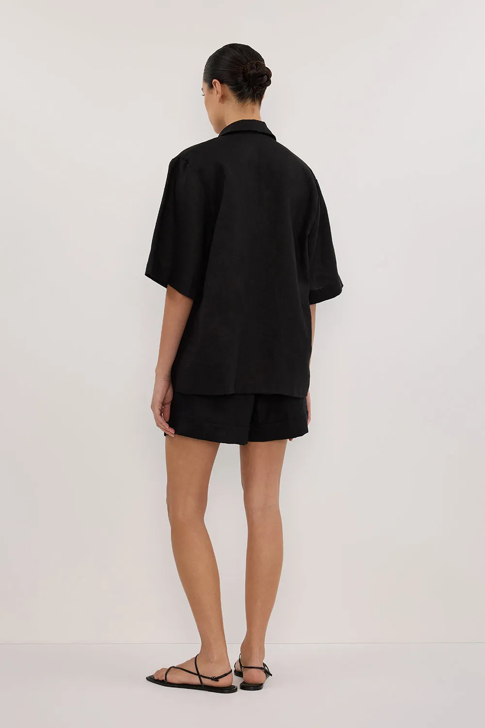 ALONDRA BLACK LINEN SHORT