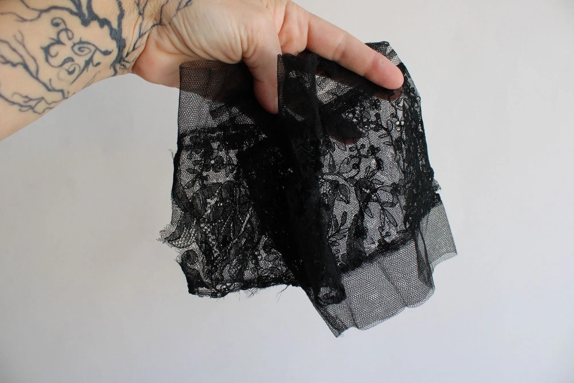 Antique Early 1900s Cuffs in Black Lace