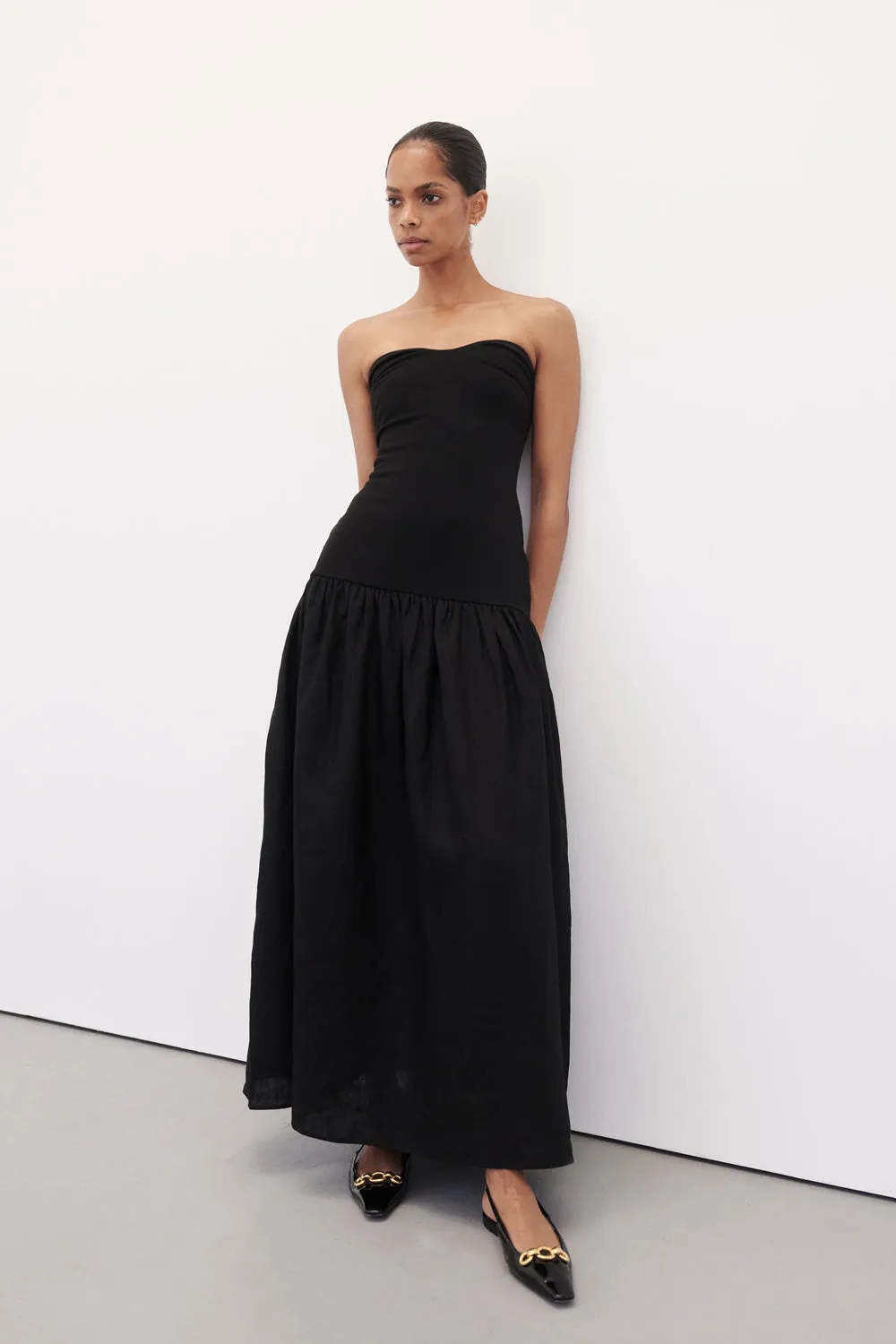 ELLISON BLACK STRAPLESS MIDI DRESS